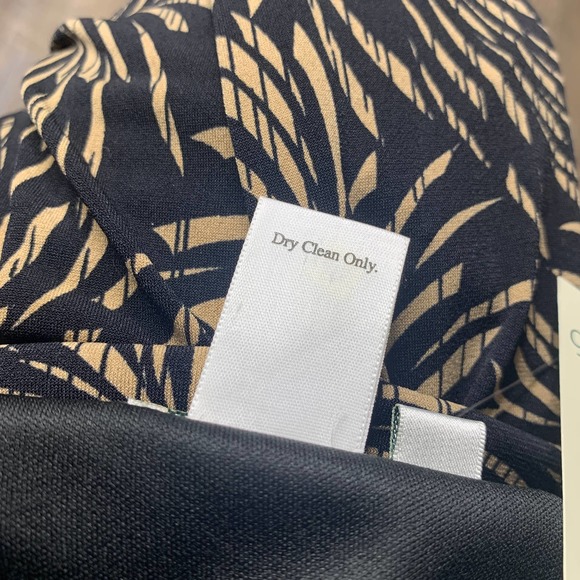 Coldwater Creek Womens Dress Size 12 Black Tropical Fit & Flare Sleeveless NWT - Picture 6 of 6